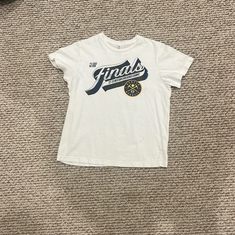 white tshirt
